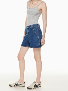Aritzia Sundeh Carpenter Shorts